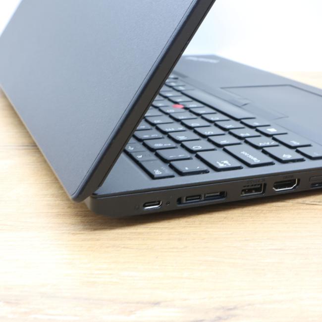 Tani Laptop Lenovo ThinkPad L580 Intel Core i5-8250U 8GB RAM 256GB SSD 15,6 cali Full HD Klasa B idealny do pracy zdalnej, do przeglądania internetu i do nauki