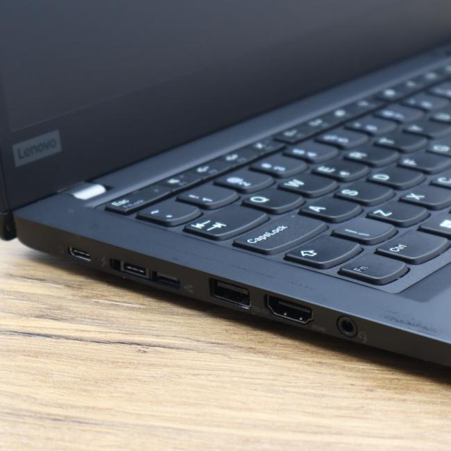 Tani Laptop Lenovo ThinkPad X390 Intel Core i5-8365U 8GB RAM 256GB SSD 13,3 FHD Klasa B idealny do pracy zdalnej, do przeglądania internetu i do nauki