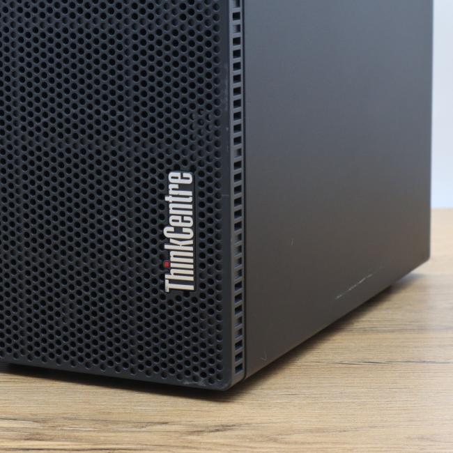 Tani Komputer Lenovo ThinkCentre M710T SFF  Intel Core i5-7500 16GB RAM 256GB SSD Klasa B idealny do pracy zdalnej, do pracy biurowej i do domu