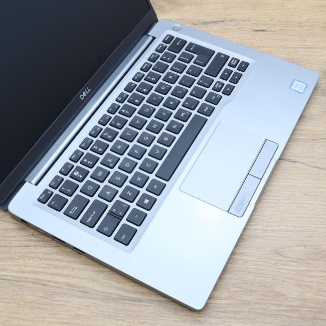 Poleasingowy Laptop Dell Latitude 7400 Intel Core i5-8265U 16GB RAM 512GB SSD 14'' FHD Srebrny Klasa B idealny do pracy zdalnej, do przeglądania internetu i do nauki