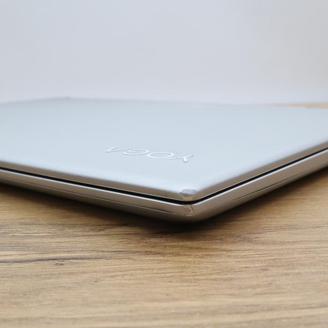 Tani Laptop Lenovo YOGA 720 15IKB i7-7700HQ 16GB RAM 512GB SSD GeForce GTX 1050 15,6 cali 4K Dotykowy idealny do pracy zdalnej, do przeglądania internetu i do nauki