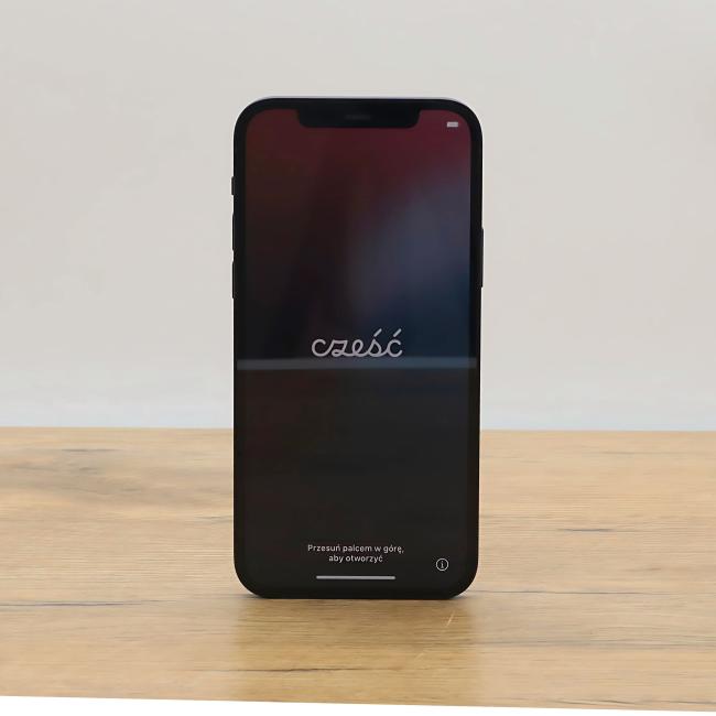 Używany Smartfon Apple iPhone 12  4GB 256GB Czarny /Black 6,1 cali Klasa B idealny do pracy zdalnej, do pracy biurowej i do domu