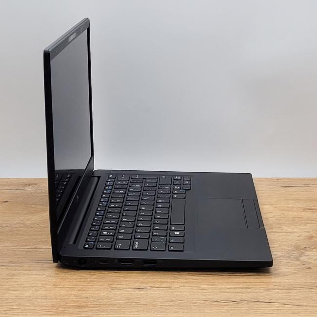Używany Laptop Dell Latitude 7390 Intel Core i5-8350U 8GB RAM 256GB SSD 13,3 Full HD Dotyk Klasa B idealny do pracy zdalnej, do przeglądania internetu i do nauki