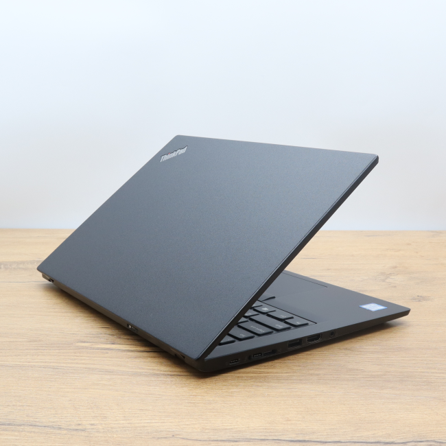 Tani Laptop Lenovo ThinkPad X390  Intel Core i5-8365U 8GB RAM 256GB SSD 13,3 cali Full HD Dotyk  Klasa B idealny do pracy zdalnej, do pracy biurowej i do domu