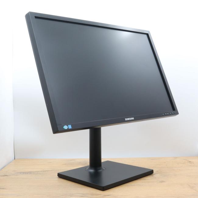 Używany Monitor LED Samsung S24C650BW 24 cali Full HD IPS Klasa A idealny do pracy zdalnej, do pracy biurowej i do domu