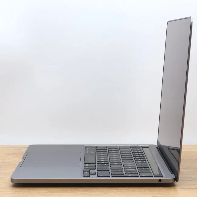 Tani Laptop Apple Macbook Pro A2338 2022 M2 16GB RAM 512GB SSD 13,3 cali  Space Gray Klasa A idealny do pracy zdalnej, do przeglądania internetu i do nauki