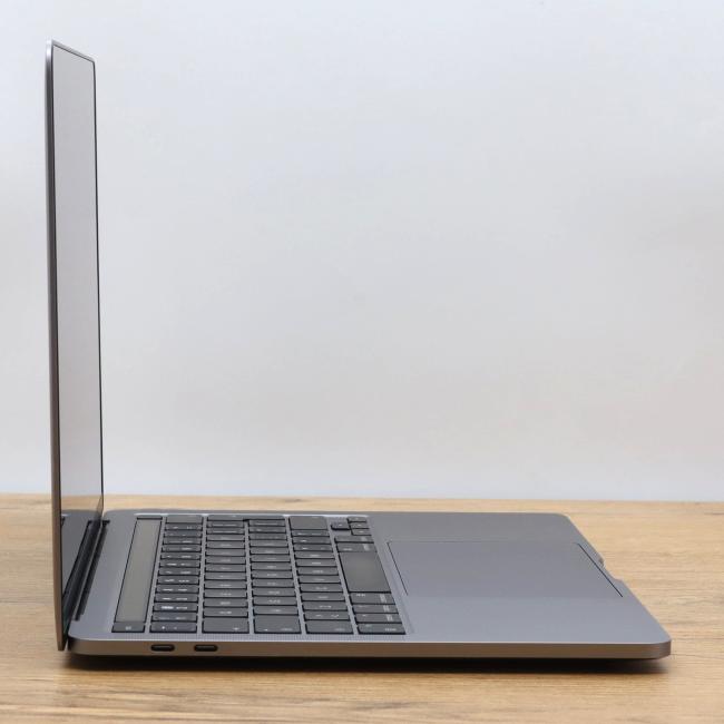 Tani Laptop Apple Macbook Pro A2338 2022 M2 16GB RAM 512GB SSD 13,3 cali  Space Gray Klasa A idealny do pracy zdalnej, do pracy biurowej i do domu