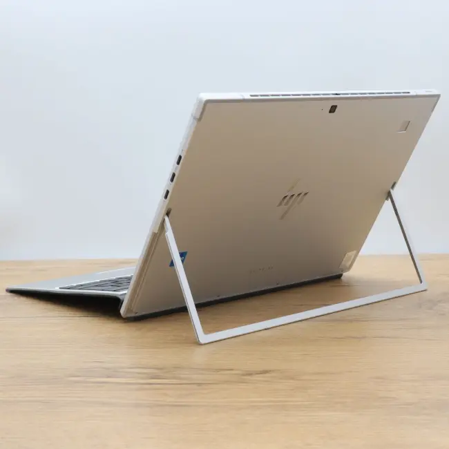 Poleasingowy Tablet HP Elite X2 G8  Intel Core i5-1135G7 8GB RAM 512GB 13 cali Klasa B idealny do pracy zdalnej, do przeglądania internetu i do nauki