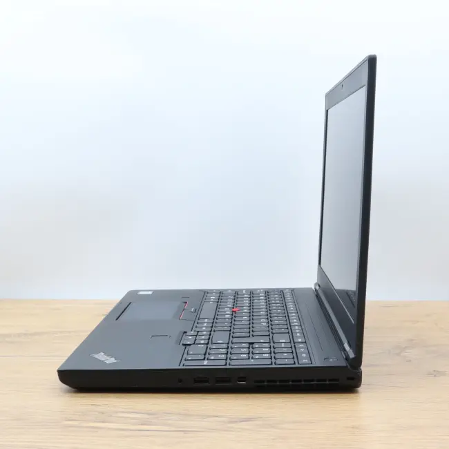 Używany Laptop Lenovo ThinkPad P50 Intel Core i7-6820HQ 16GB 256GB SSD 15,6 cali NVIDIA Full HD Klasa A idealny do pracy zdalnej, do pracy biurowej i do domu