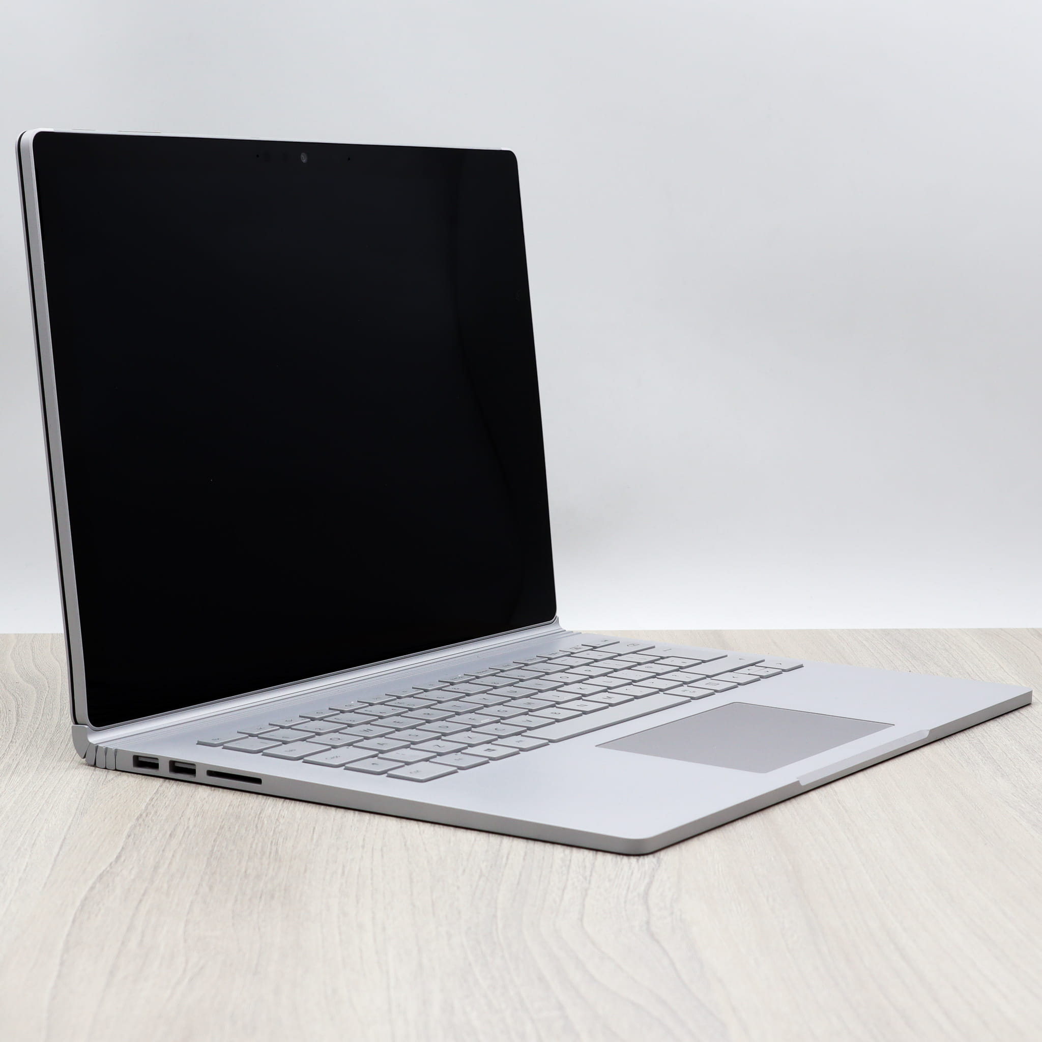 Microsoft Surface Go 3 - I5 8Go 256Go - Écran Fissuré / Haut-parleurs HS - Pièces